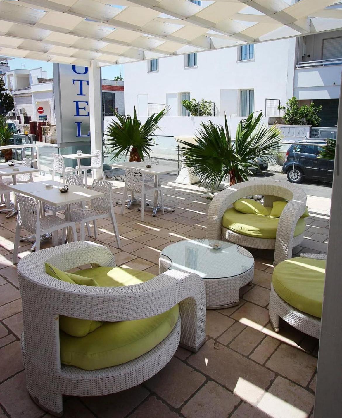 Hotel Paladini Porto Cesareo Exterior photo